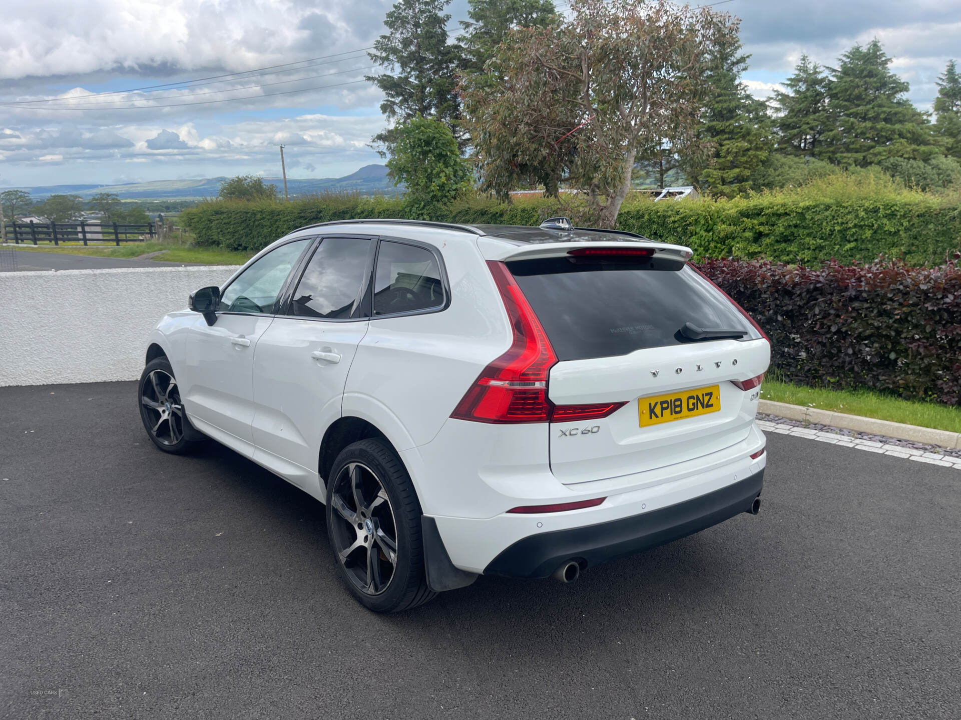 Mar 2018 Volvo XC60 2.0 D4 Momentum Pro 5dr AWD Geartronic