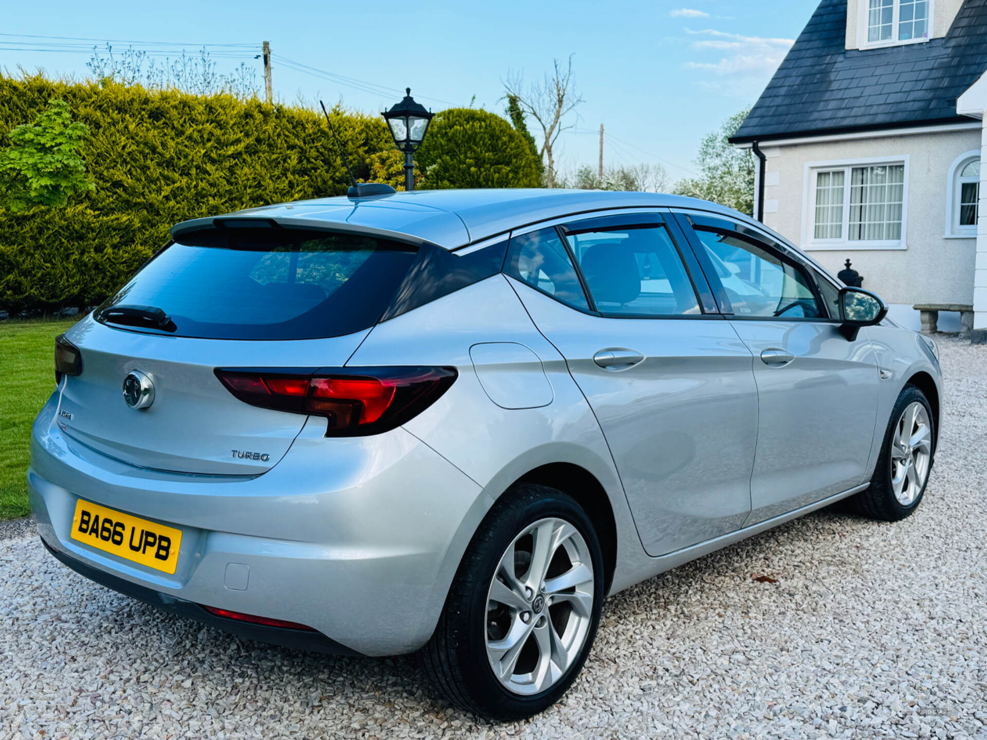 Jan 2017 Vauxhall Astra 1.4T 16V 150 SRi 5dr