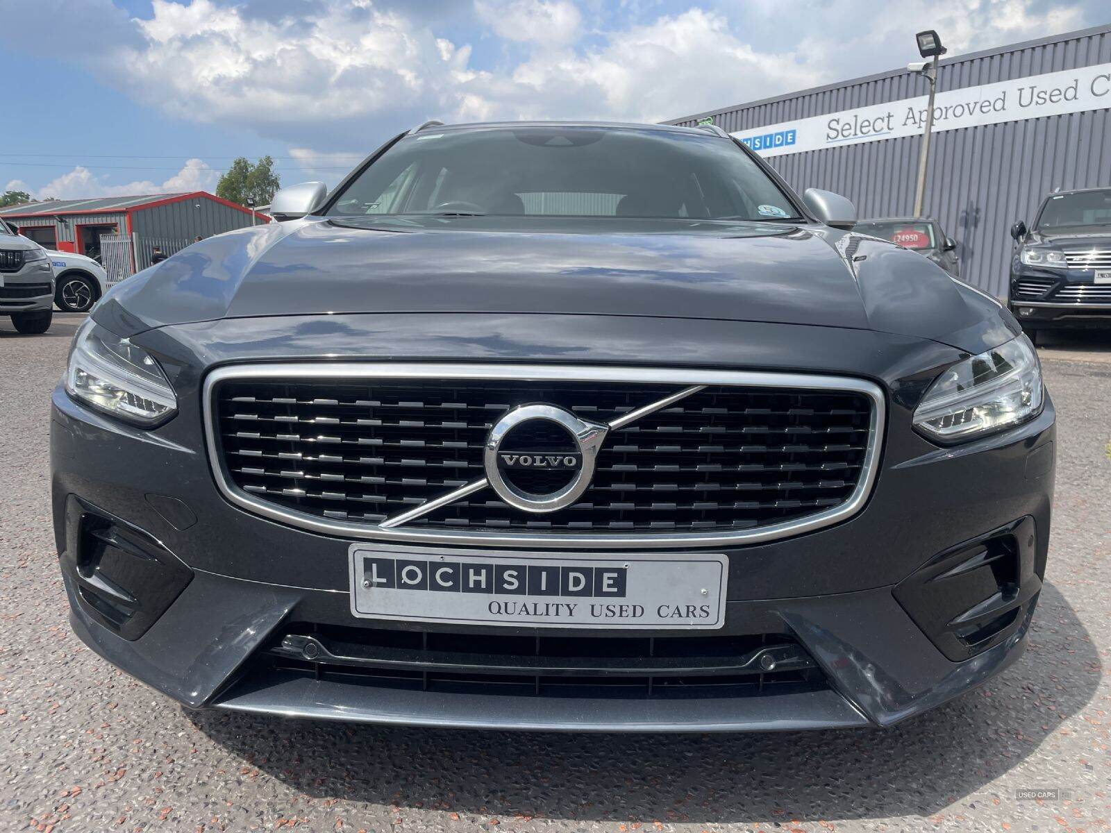 Jun 2018 Volvo V90 2.0 D4 R DESIGN 5dr Geartronic