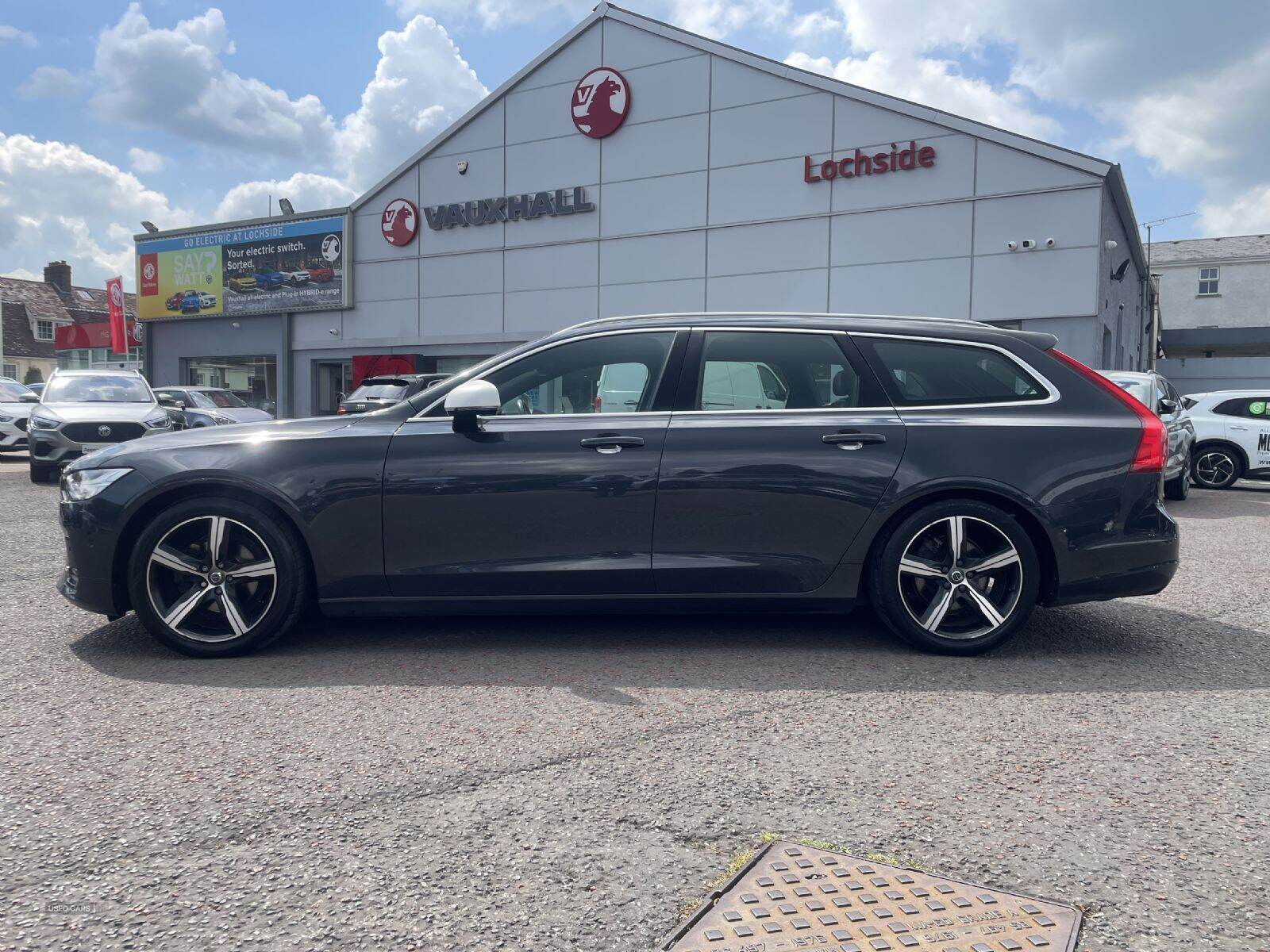 Jun 2018 Volvo V90 2.0 D4 R DESIGN 5dr Geartronic