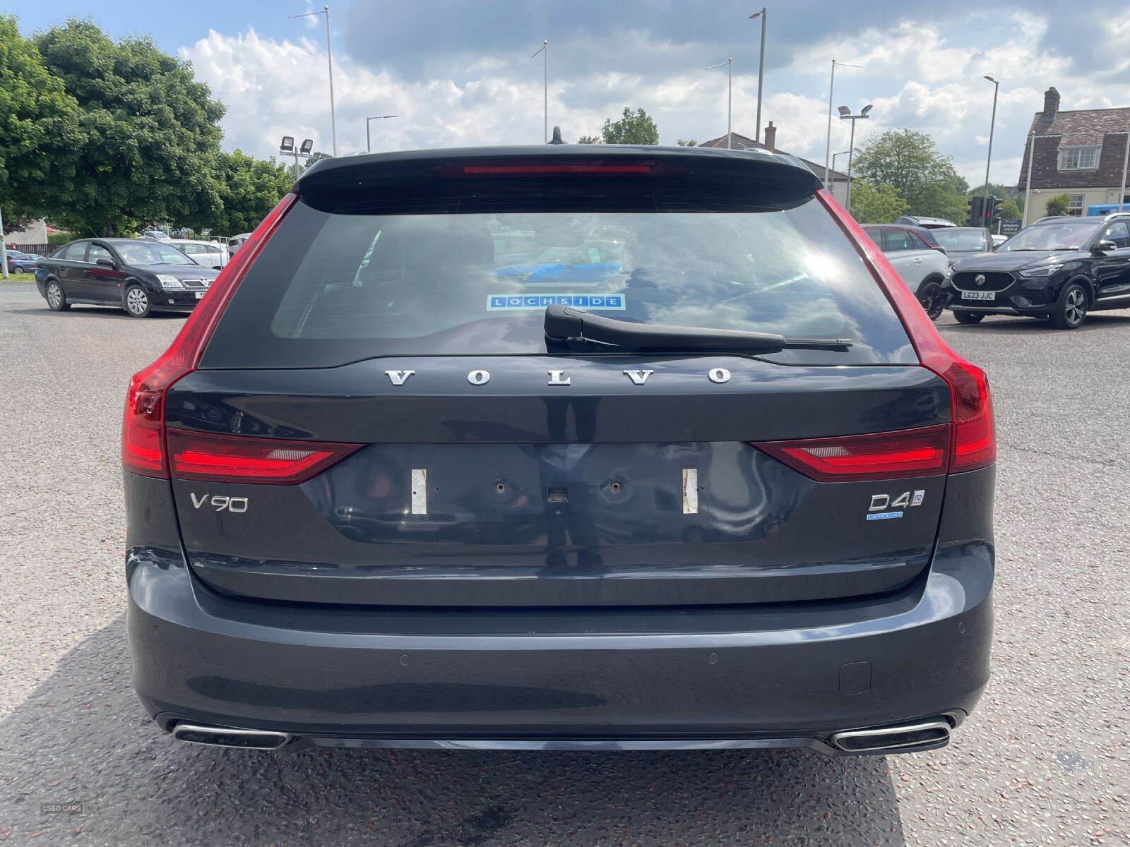 Jun 2018 Volvo V90 2.0 D4 R DESIGN 5dr Geartronic