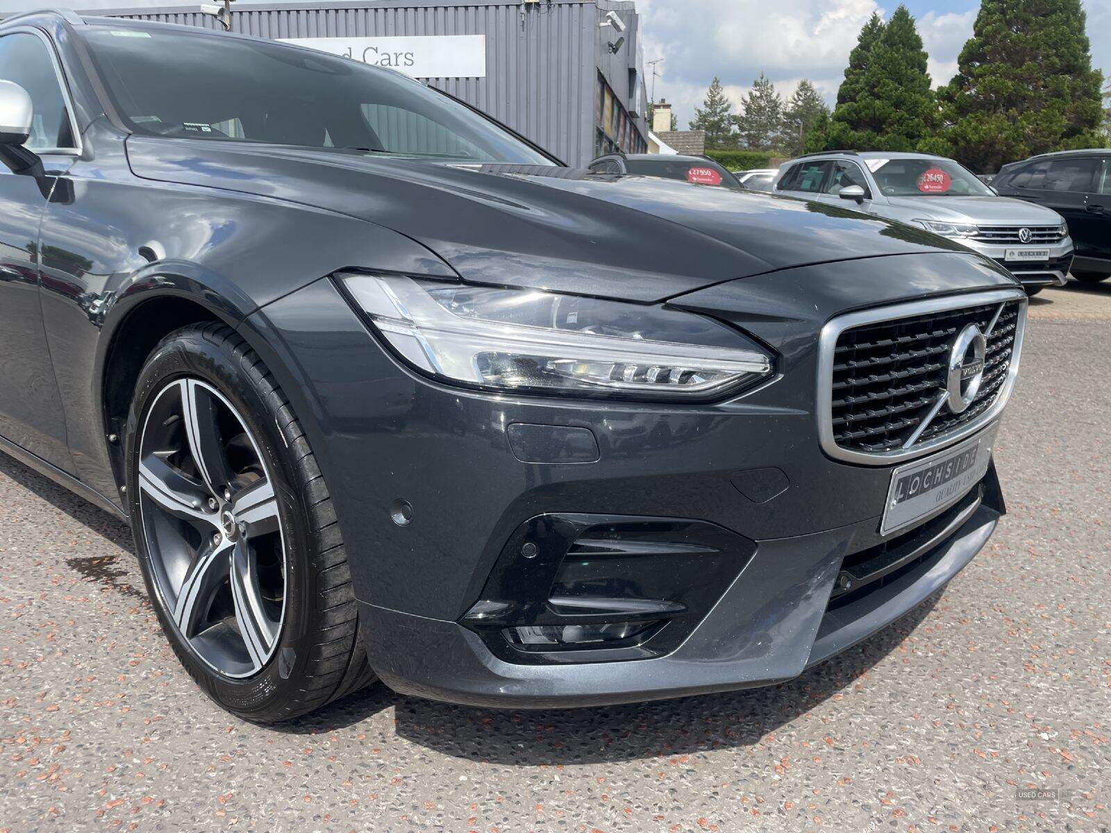 Jun 2018 Volvo V90 2.0 D4 R DESIGN 5dr Geartronic