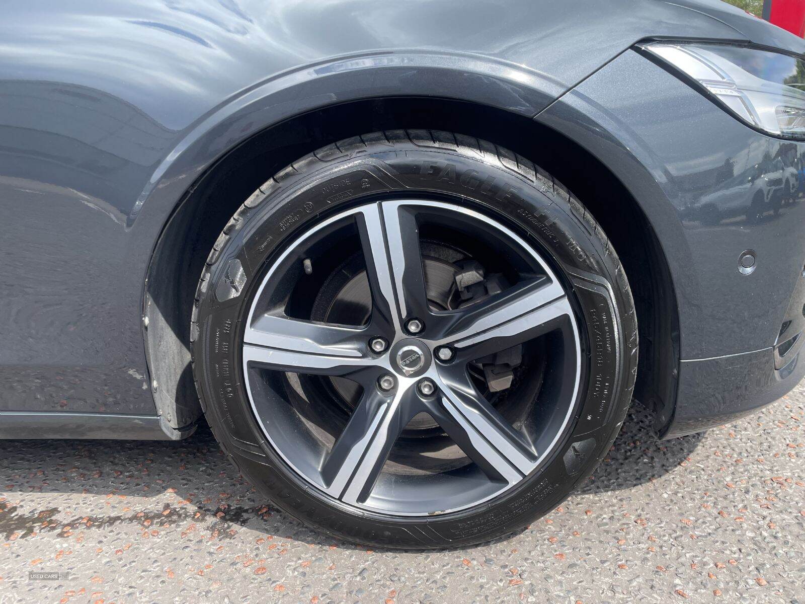 Jun 2018 Volvo V90 2.0 D4 R DESIGN 5dr Geartronic