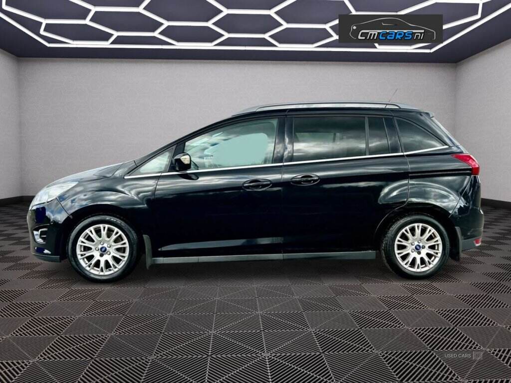 Oct 2011 Ford Grand C-MAX 1.6 Titanium 5dr