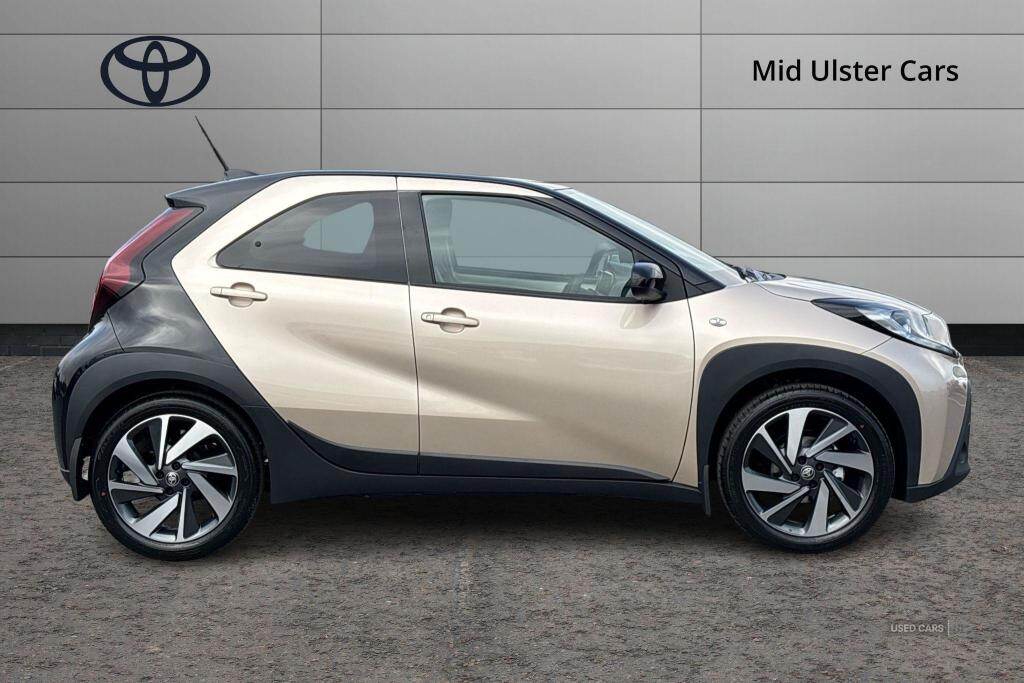 Mar 2025 Toyota Aygo X 1.0 VVT-i Edge 5dr