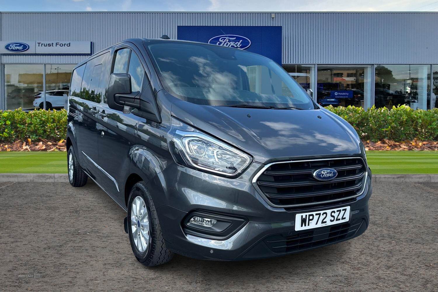 Nov 2022 Ford Transit Custom 2.0 EcoBlue 170ps Low Roof D/Cab Limited Van Auto