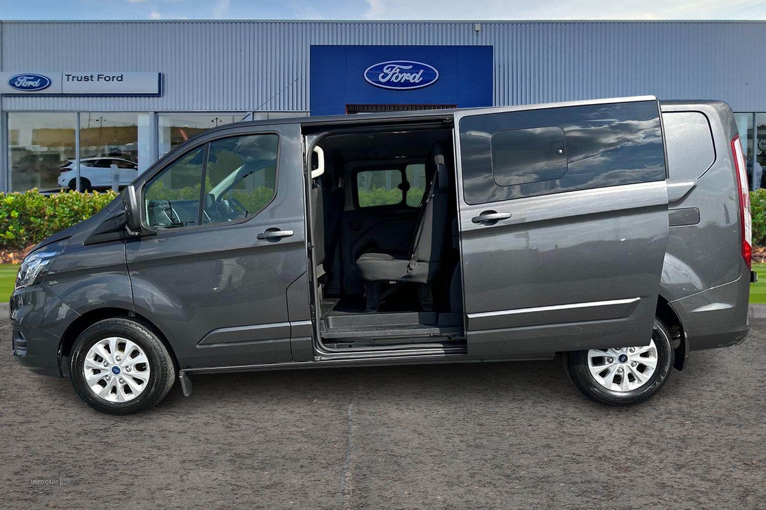 Nov 2022 Ford Transit Custom 2.0 EcoBlue 170ps Low Roof D/Cab Limited Van Auto