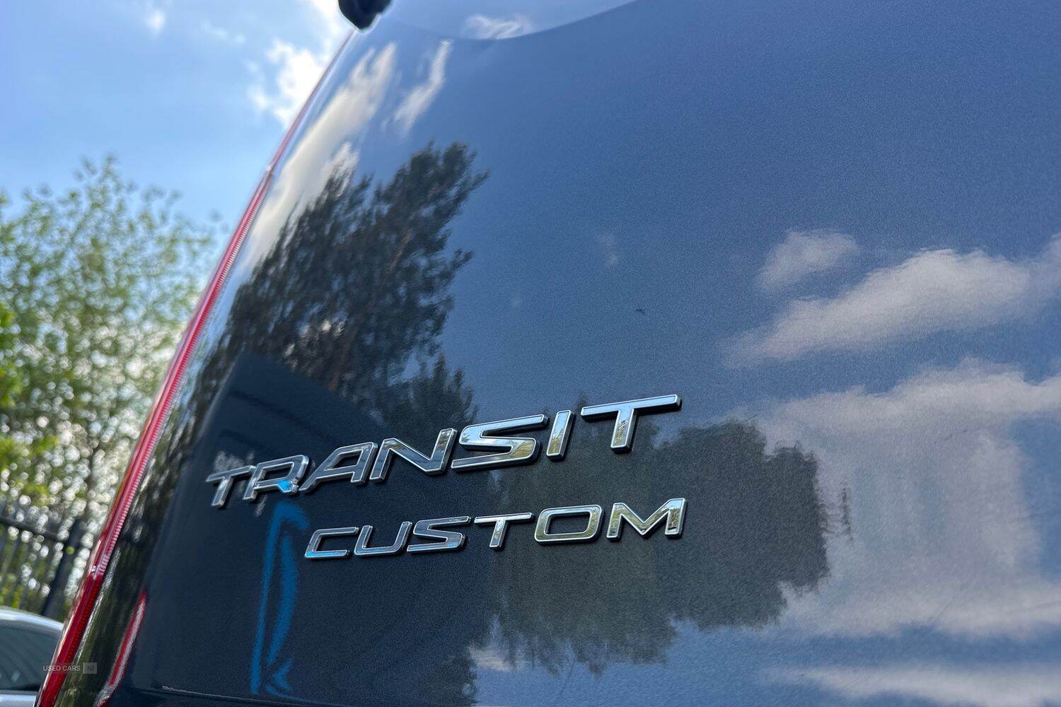 Nov 2022 Ford Transit Custom 2.0 EcoBlue 170ps Low Roof D/Cab Limited Van Auto