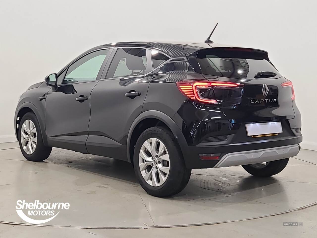 May 2022 Renault Captur 1.0 TCE 90 Iconic Edition 5dr
