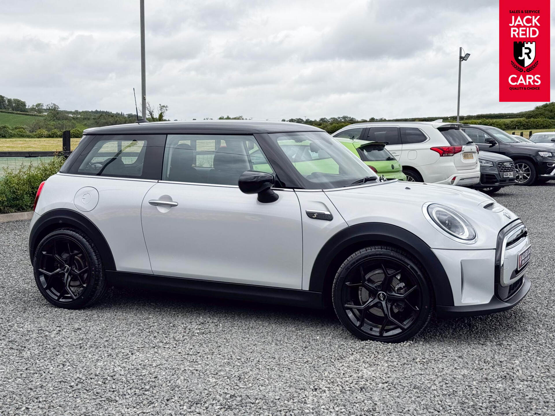 Oct 2021 MINI Hatch 135kW Cooper S Level 1 33kWh 3dr Auto