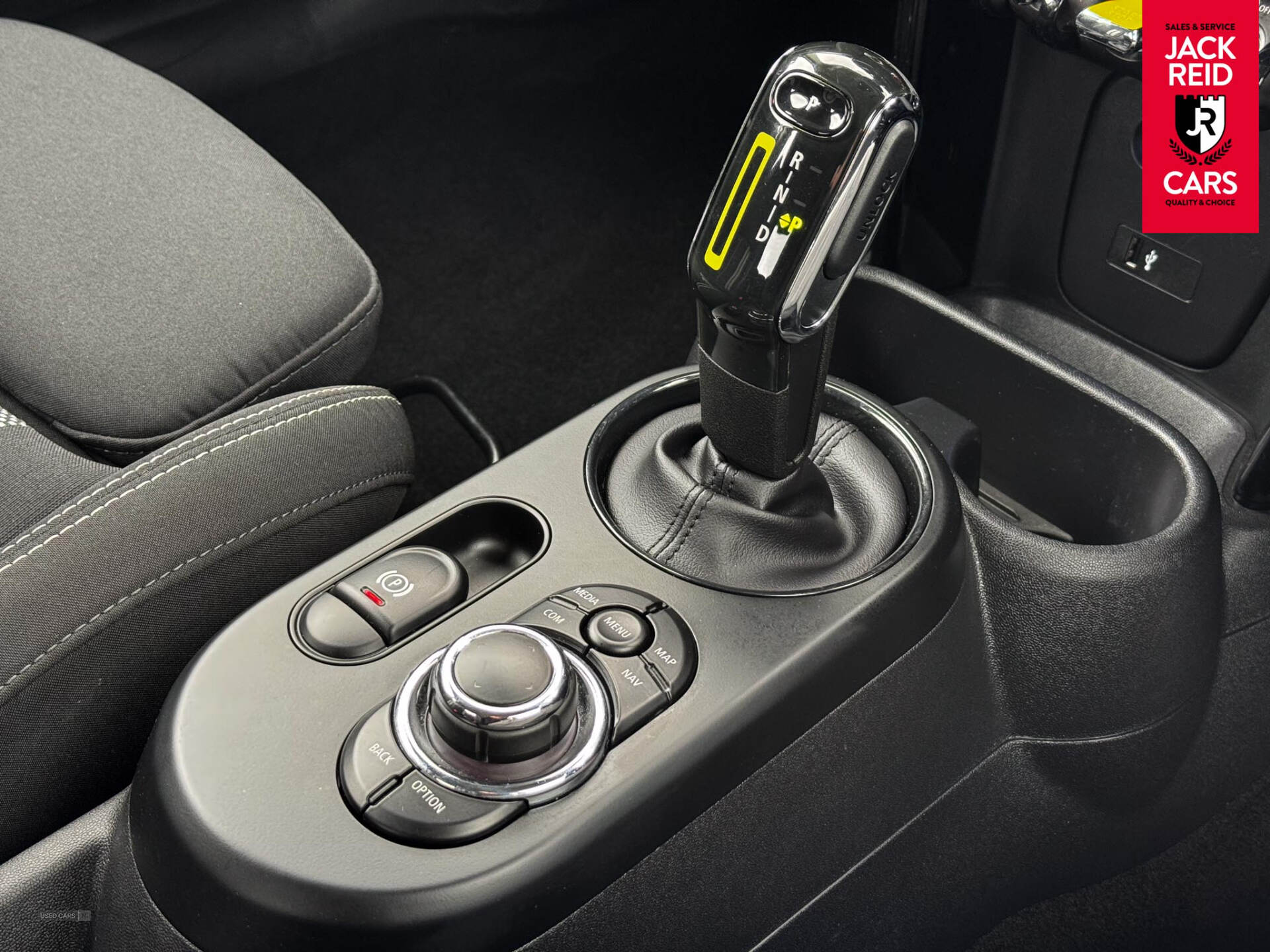 Oct 2021 MINI Hatch 135kW Cooper S Level 1 33kWh 3dr Auto