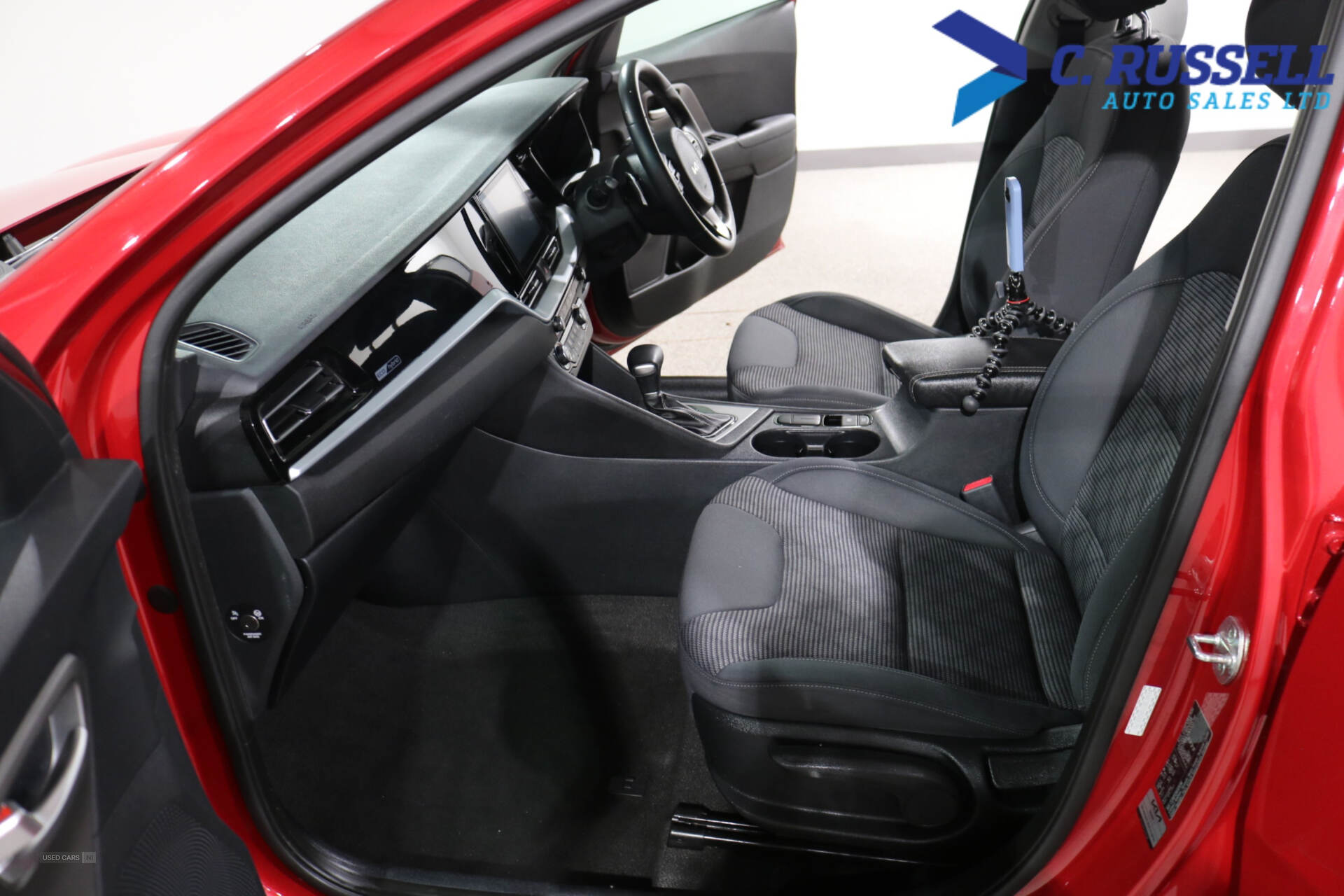 Apr 2022 Kia Niro 1.6 GDi Hybrid 2 5dr DCT