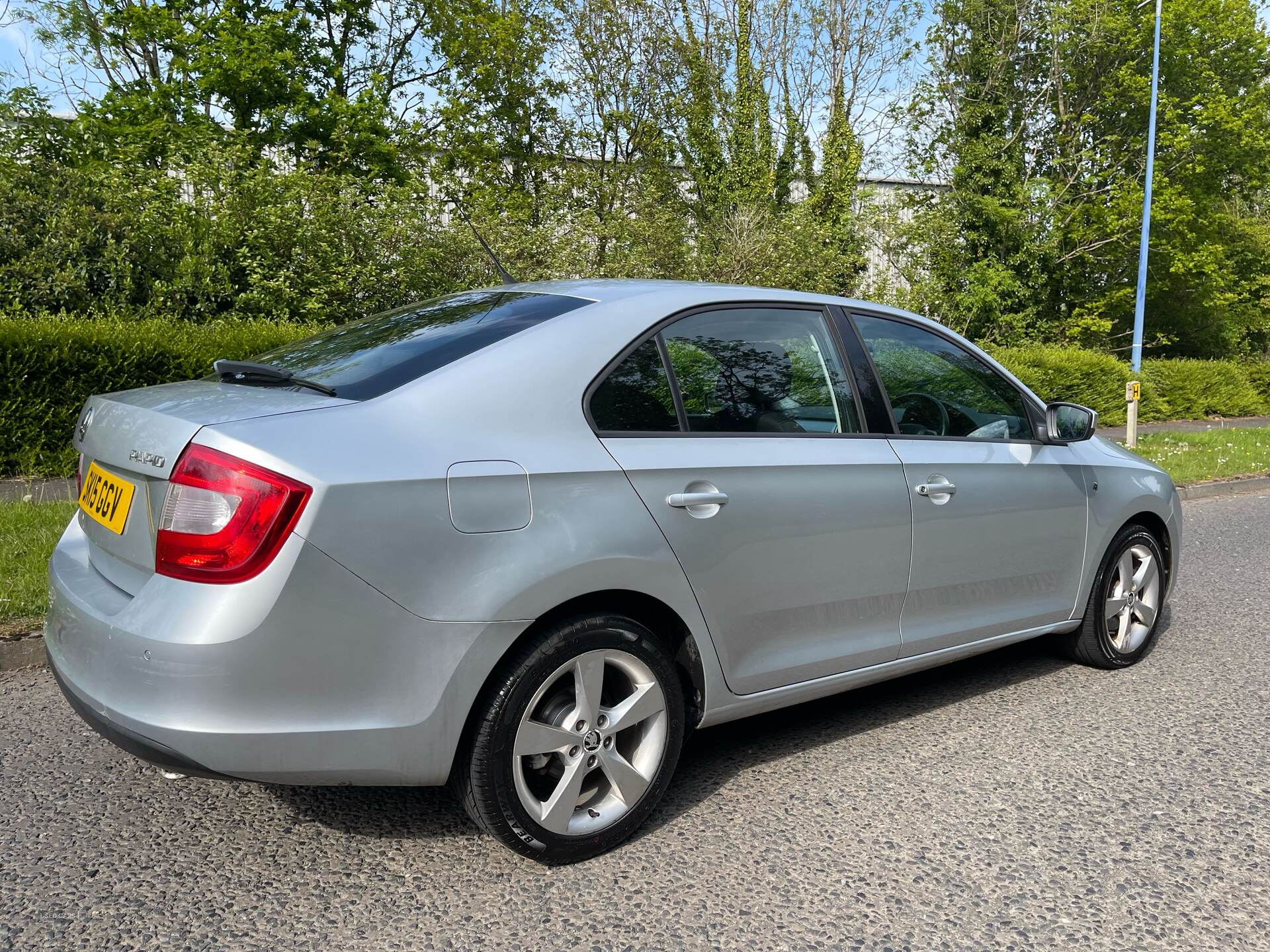 Mar 2015 Skoda Rapid 1.6 TDI CR 90 Elegance 5dr