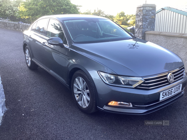 Volkswagen Passat DIESEL SALOON in Down