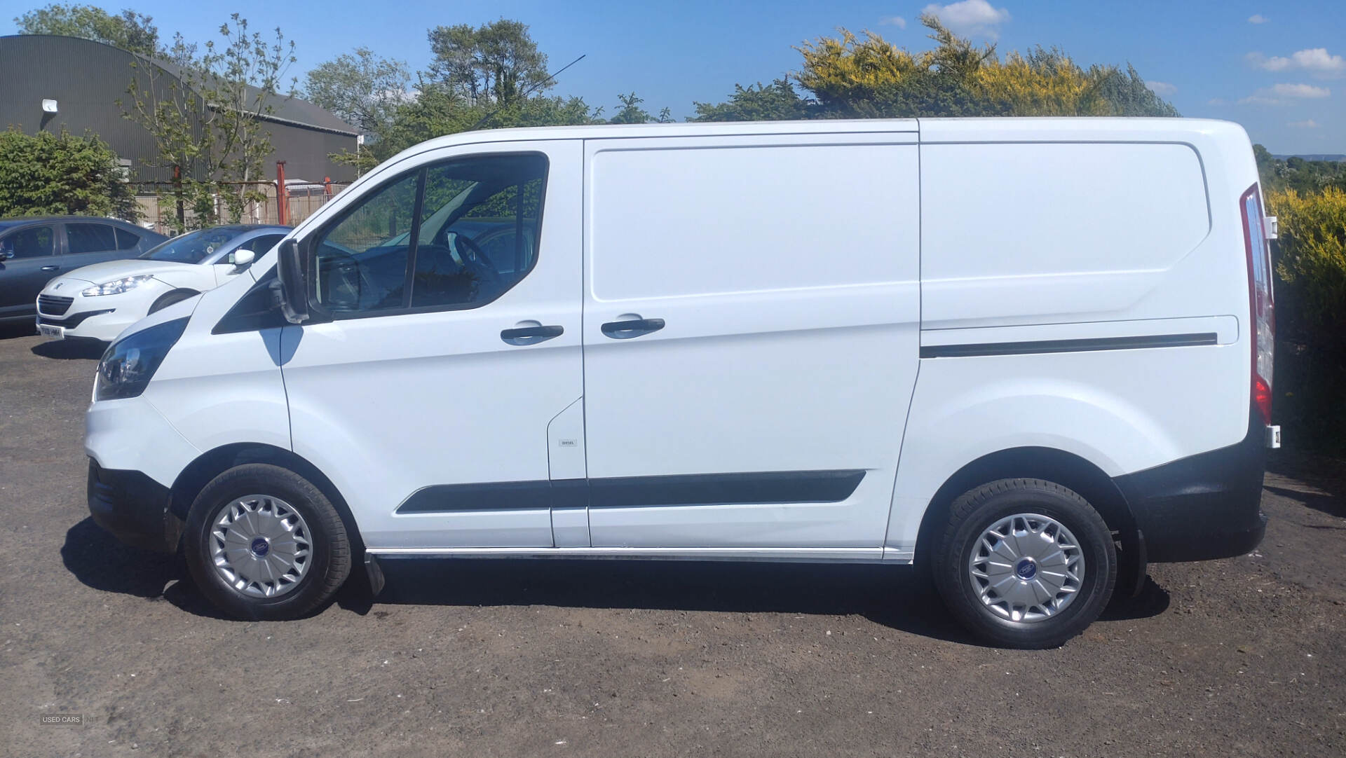 Nov 2019 Ford Transit Custom 2.0 EcoBlue 105ps Low Roof Leader Van