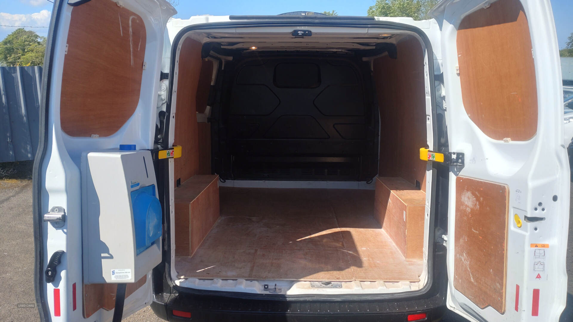 Nov 2019 Ford Transit Custom 2.0 EcoBlue 105ps Low Roof Leader Van