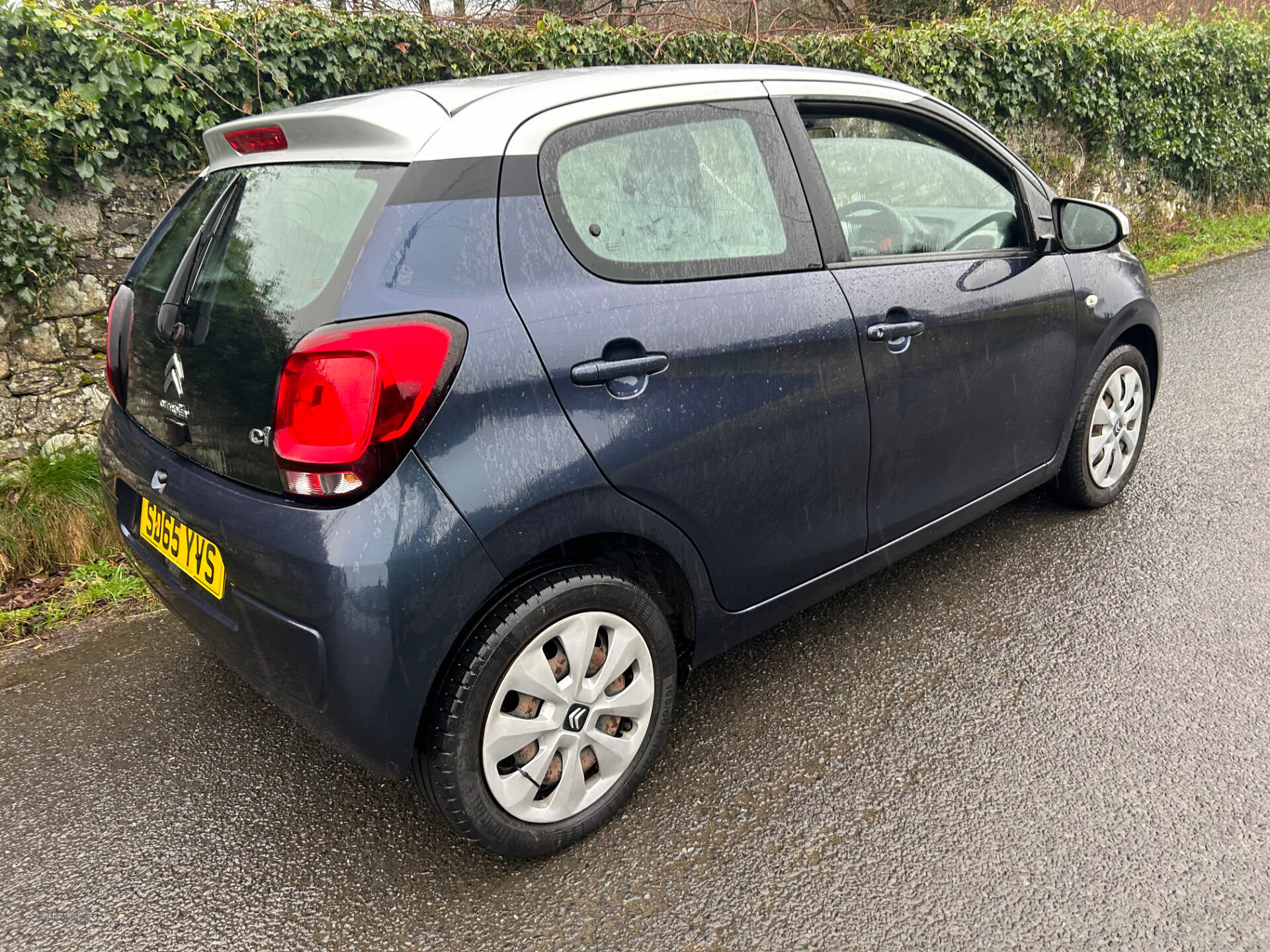 Jan 2016 Citroen C1 1.2 PureTech Feel 5dr