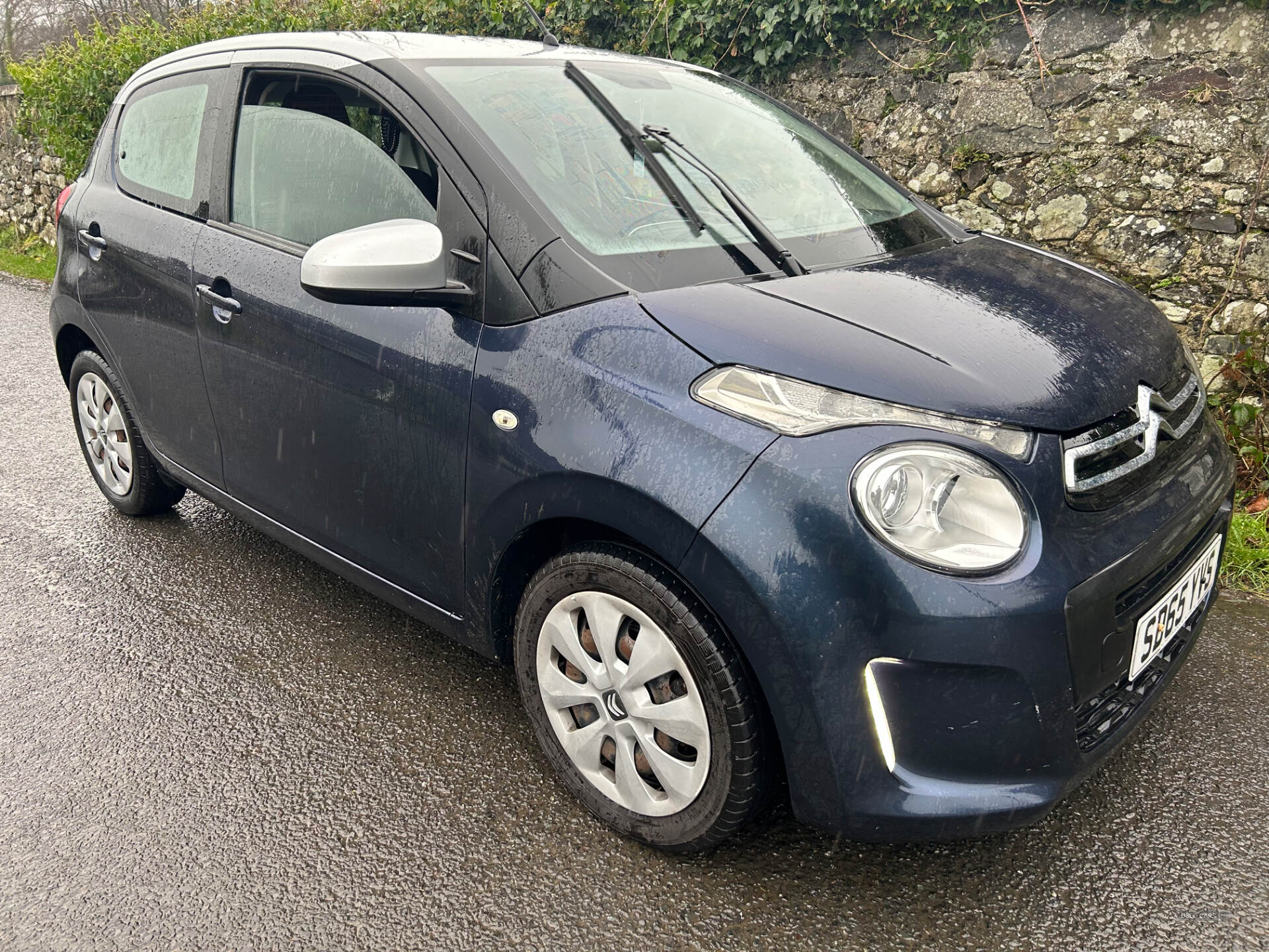 Jan 2016 Citroen C1 1.2 PureTech Feel 5dr