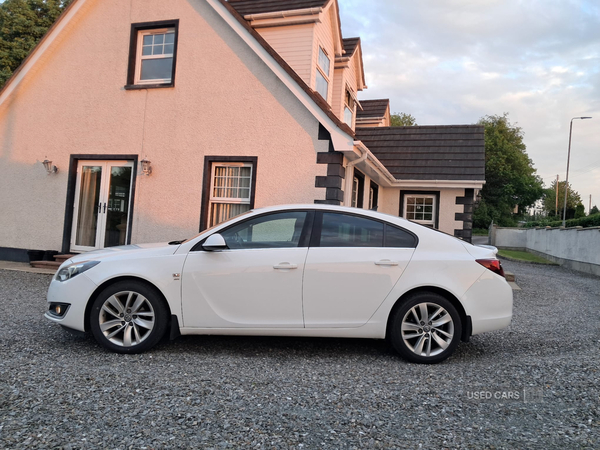 Vauxhall Insignia DIESEL HATCHBACK in Tyrone