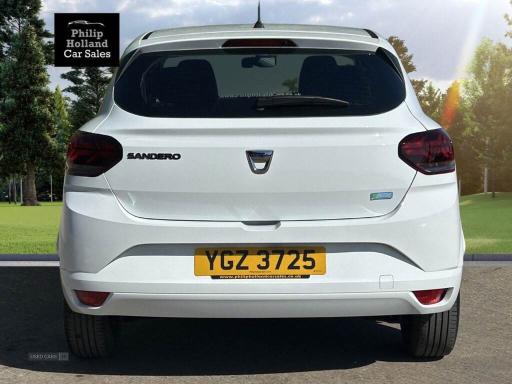 Dec 2022 Dacia Sandero 1.0 TCe Bi-Fuel Essential 5dr