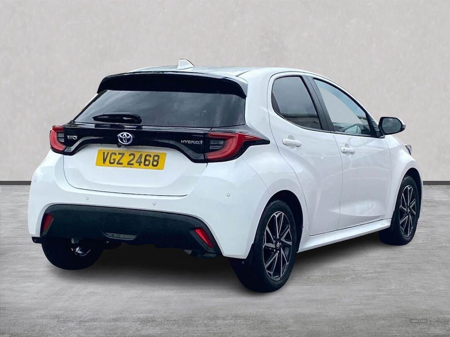 Nov 2021 Toyota Yaris 1.5 Hybrid Design 5Dr Cvt