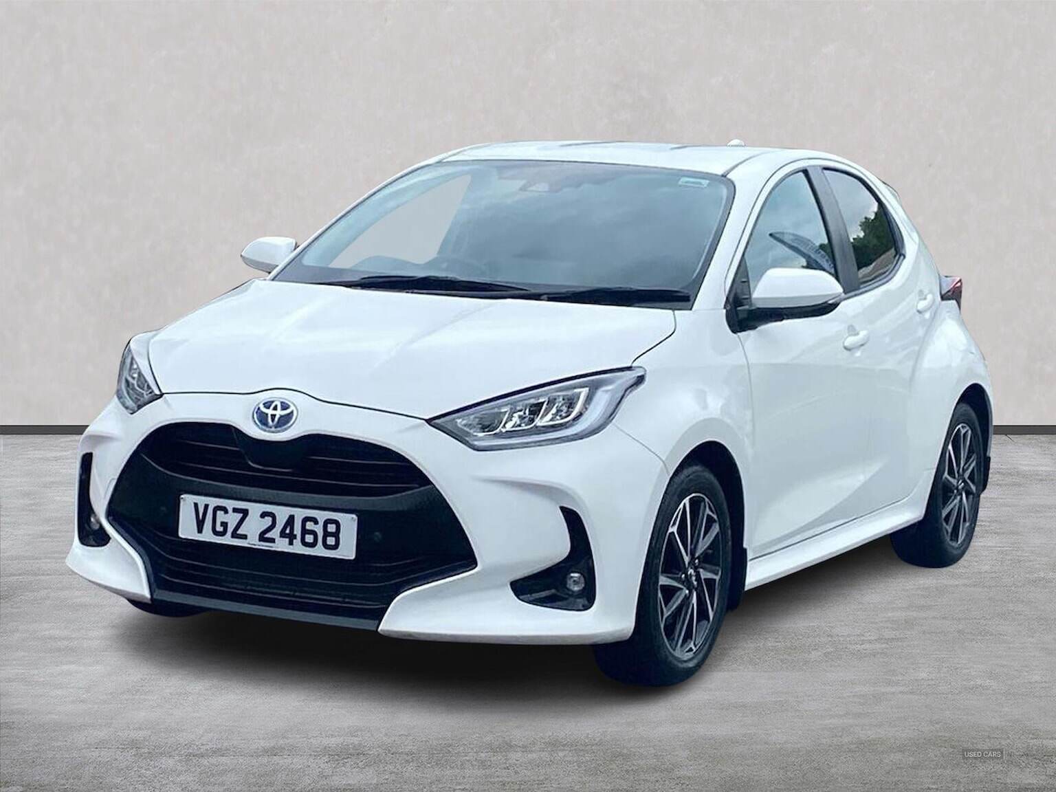 Nov 2021 Toyota Yaris 1.5 Hybrid Design 5Dr Cvt