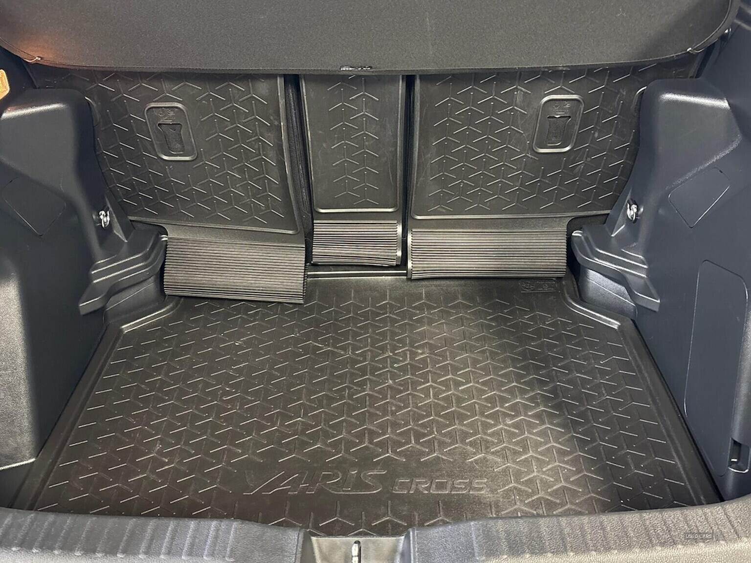 Mar 2023 Toyota Yaris Cross 1.5 Hybrid Design 5Dr Cvt
