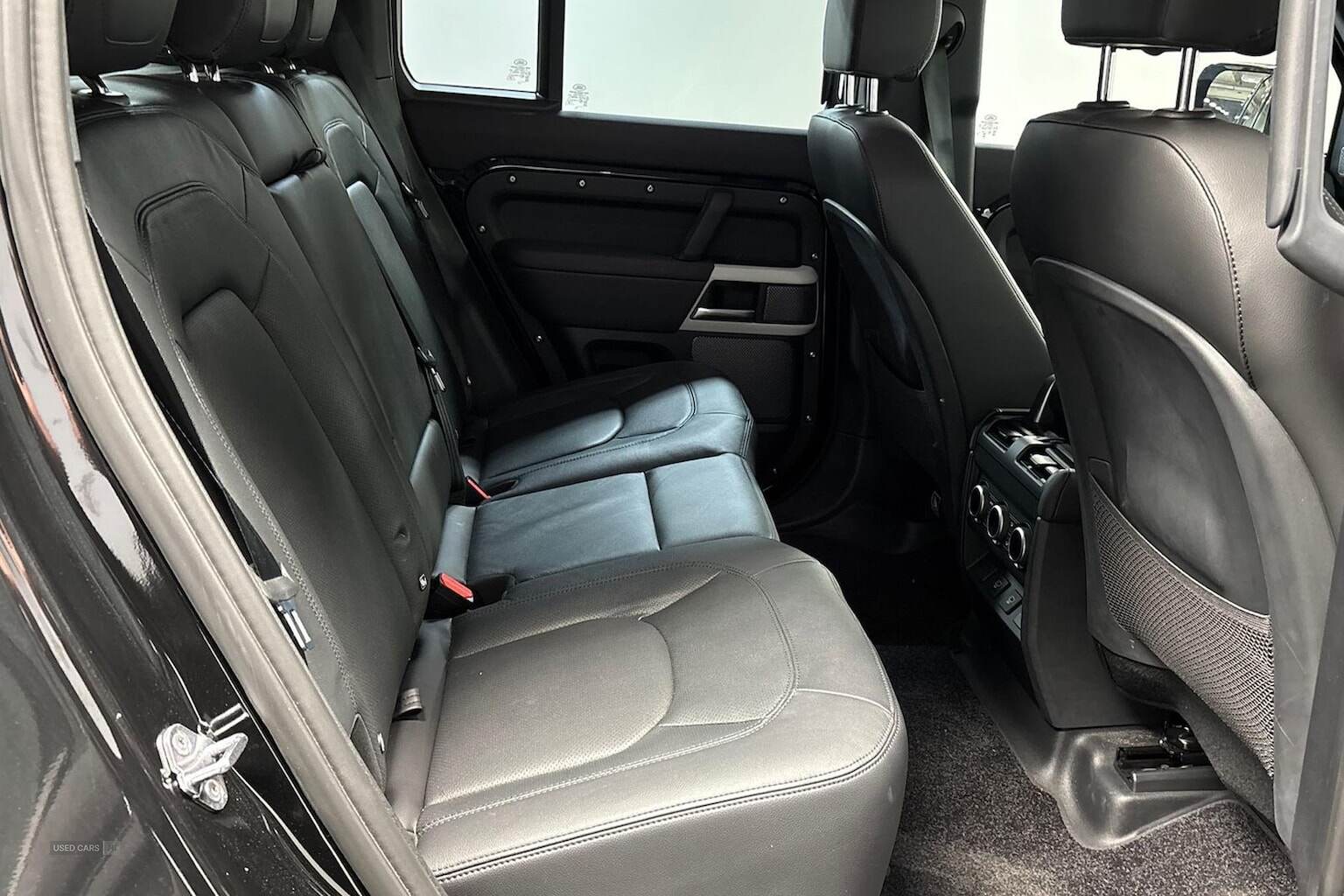 Apr 2024 Land Rover Defender 2.0 P400E Xs Edition 110 5Dr Auto