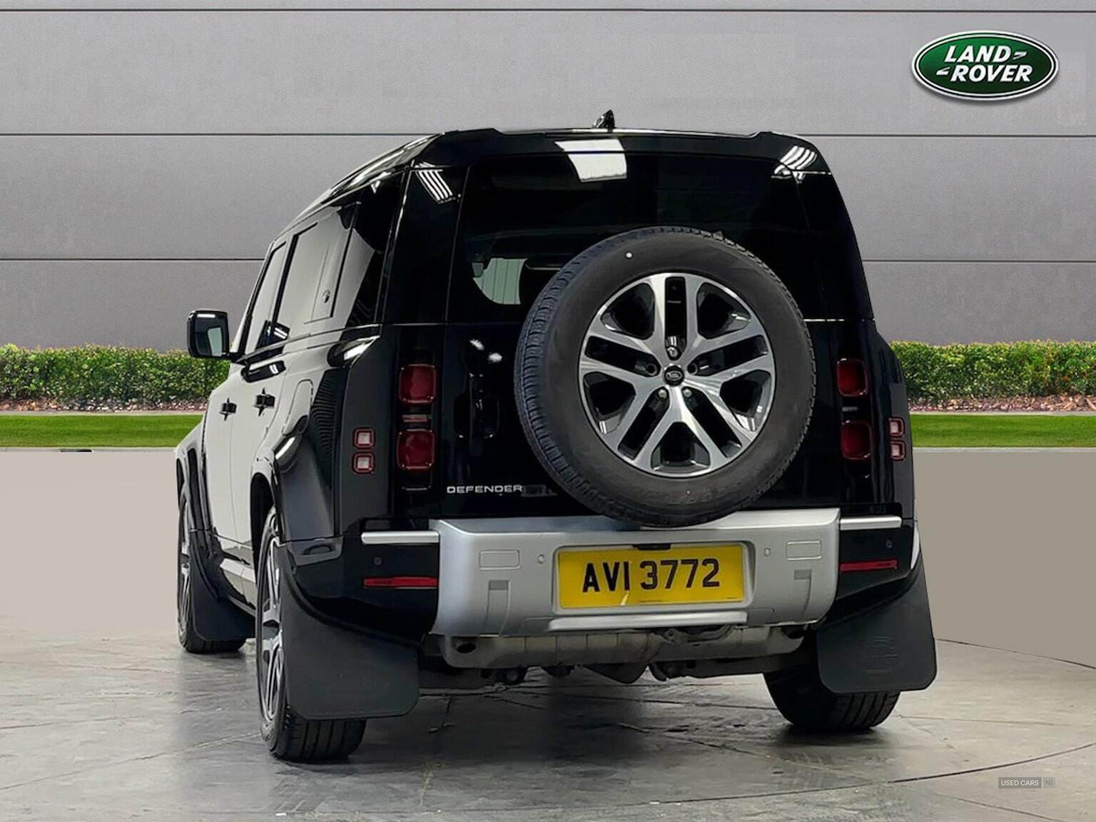 Apr 2024 Land Rover Defender 2.0 P400E Xs Edition 110 5Dr Auto