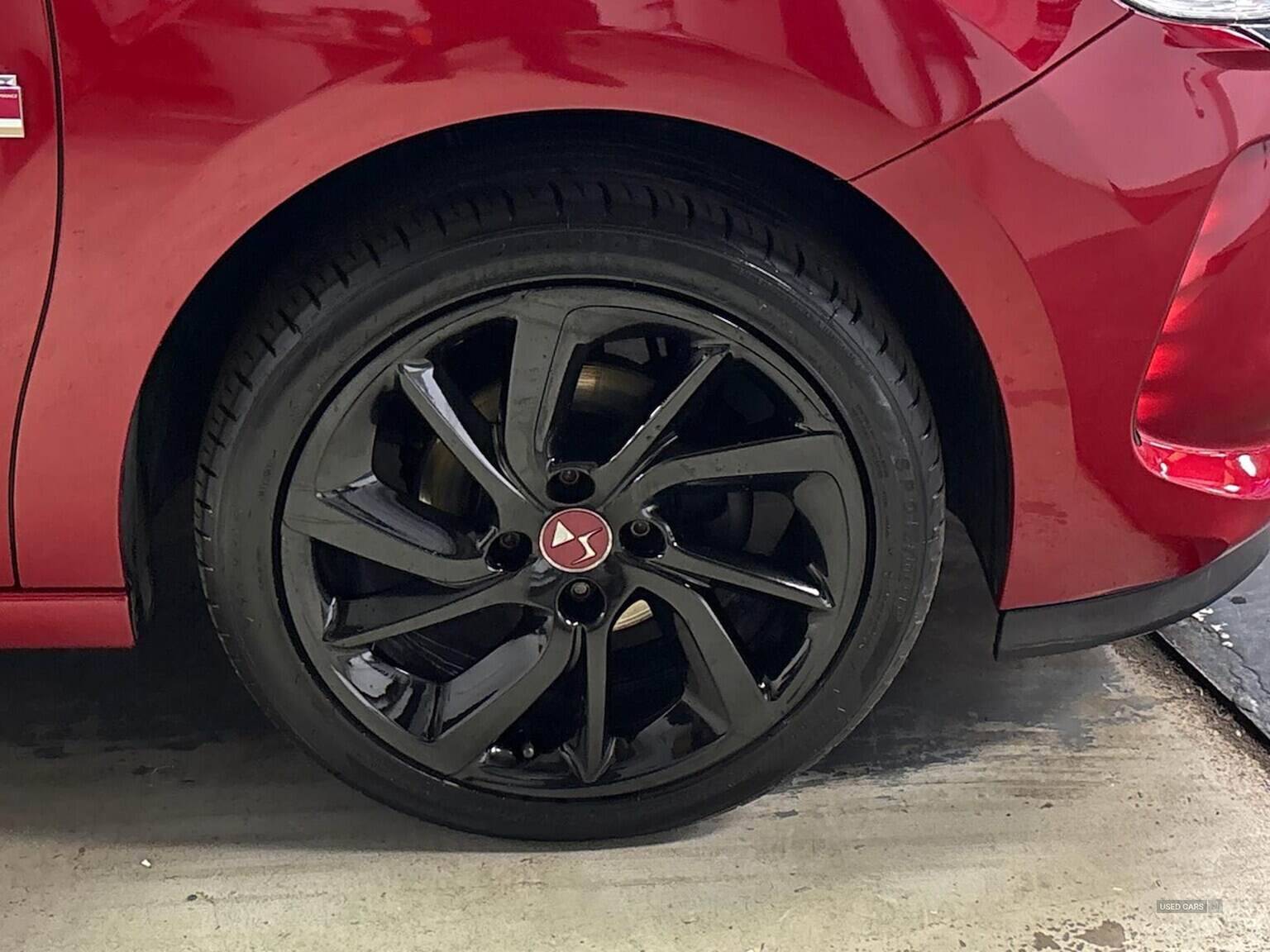 Nov 2017 DS DS3 1.2 Puretech 130 Performance Line 3Dr