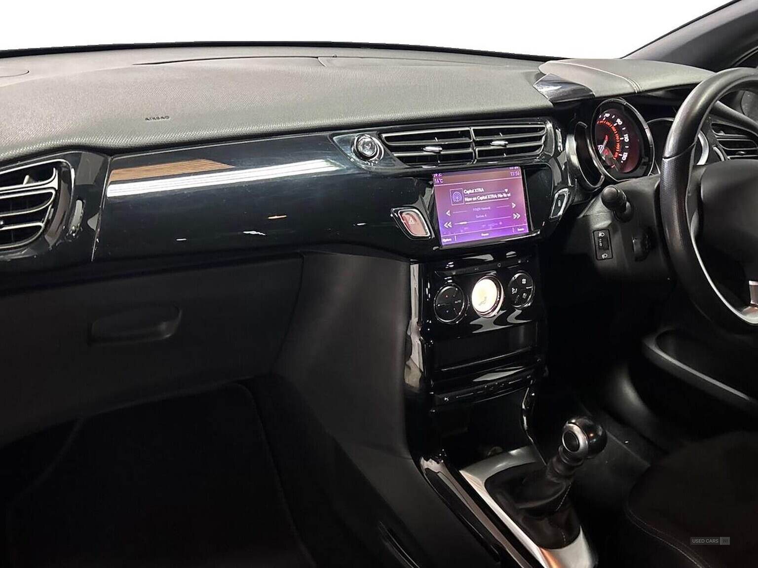 Nov 2017 DS DS3 1.2 Puretech 130 Performance Line 3Dr