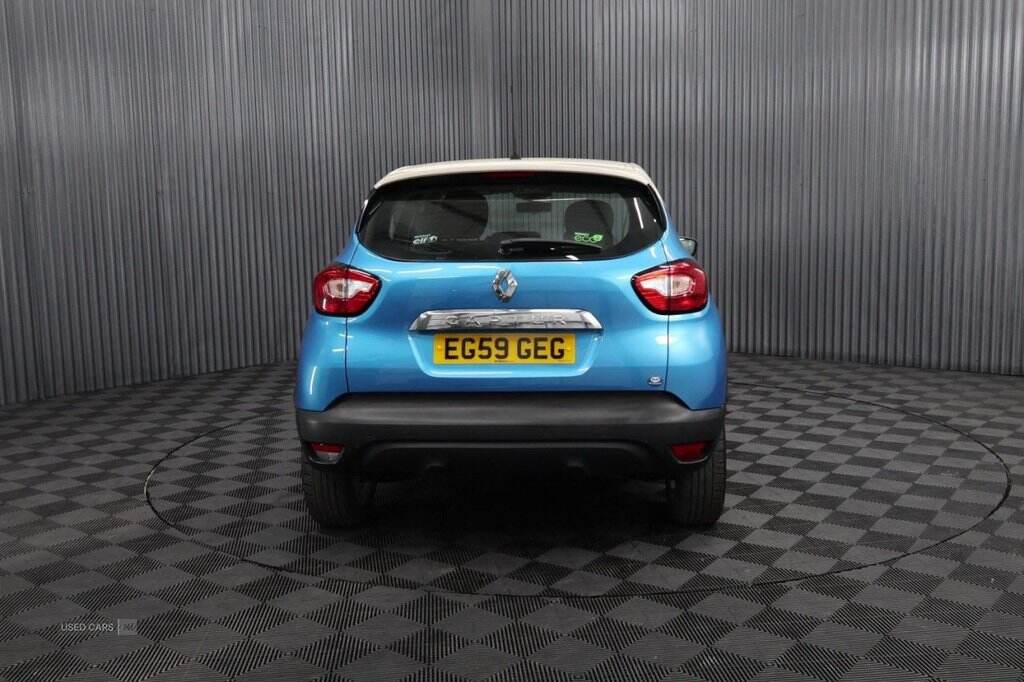 Apr 2016 Renault Captur 1.5 dCi 90 Dynamique Nav 5dr