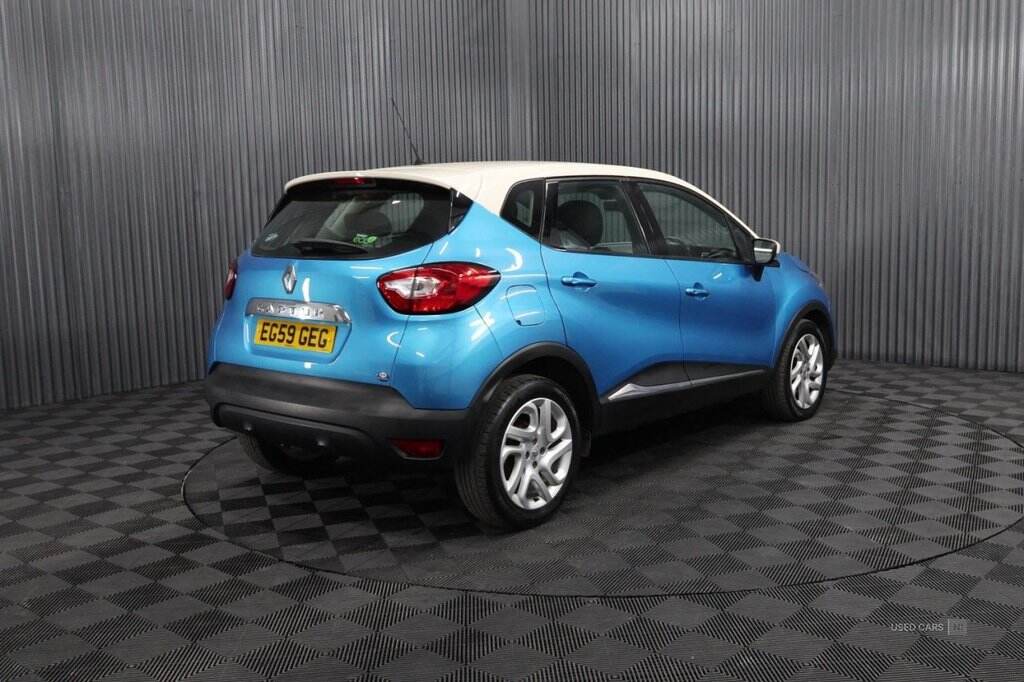 Apr 2016 Renault Captur 1.5 dCi 90 Dynamique Nav 5dr