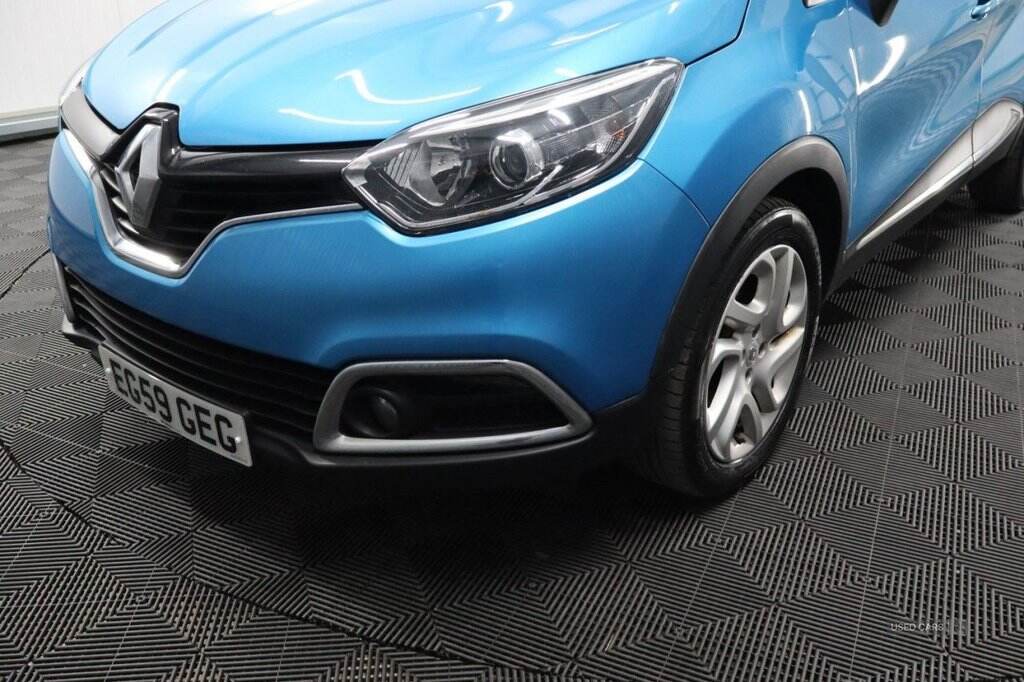 Apr 2016 Renault Captur 1.5 dCi 90 Dynamique Nav 5dr