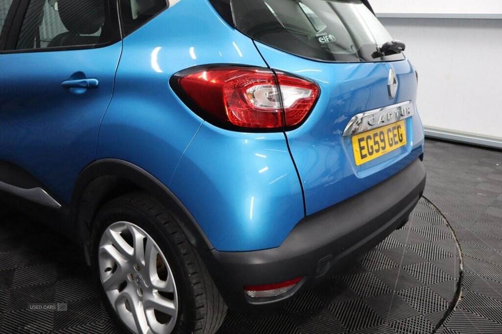 Apr 2016 Renault Captur 1.5 dCi 90 Dynamique Nav 5dr