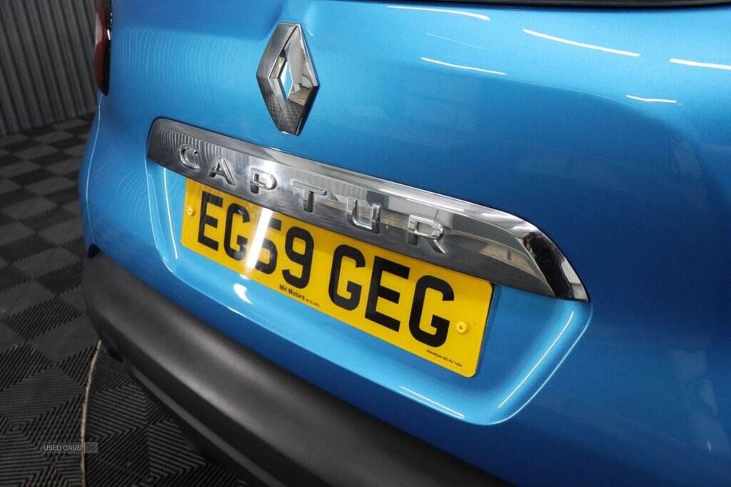 Apr 2016 Renault Captur 1.5 dCi 90 Dynamique Nav 5dr