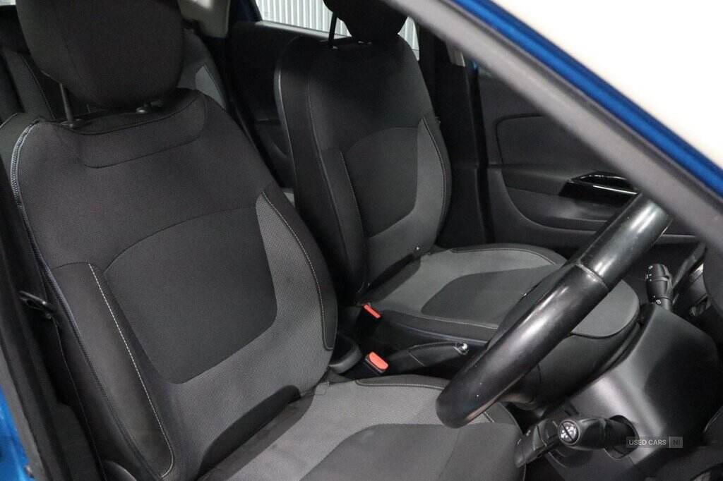 Apr 2016 Renault Captur 1.5 dCi 90 Dynamique Nav 5dr
