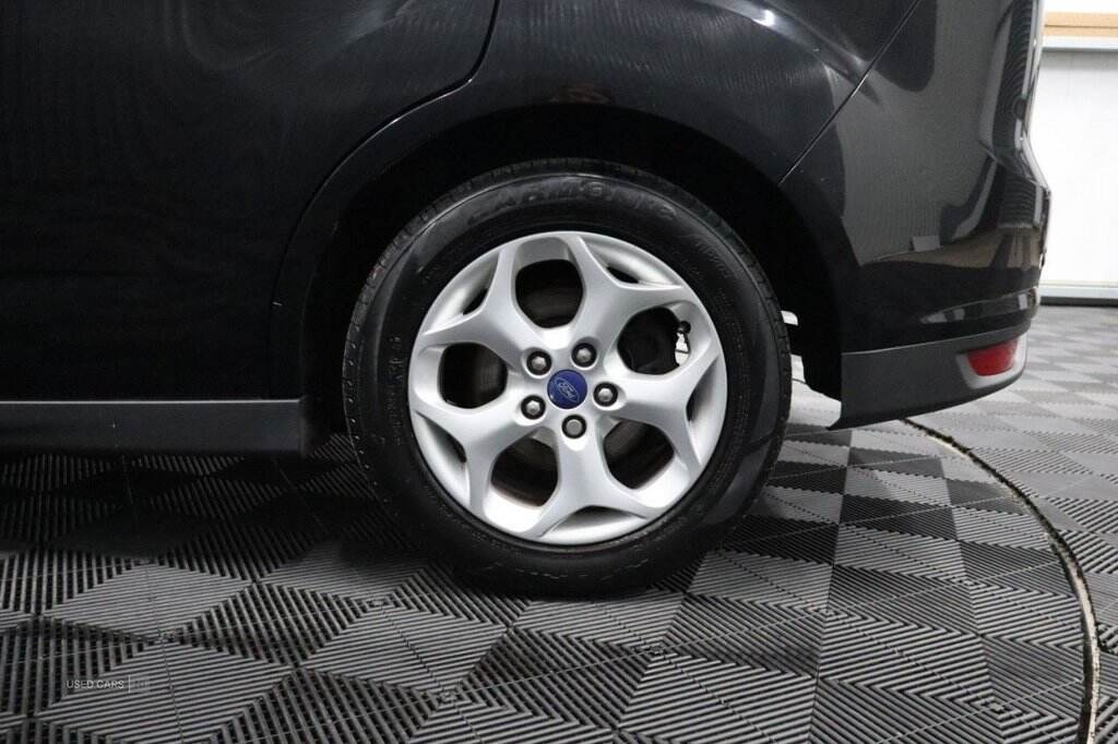 Jan 2015 Ford Grand C-MAX 1.6 TDCi Zetec 5dr