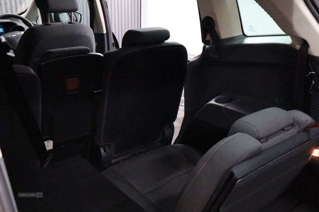 Jan 2015 Ford Grand C-MAX 1.6 TDCi Zetec 5dr