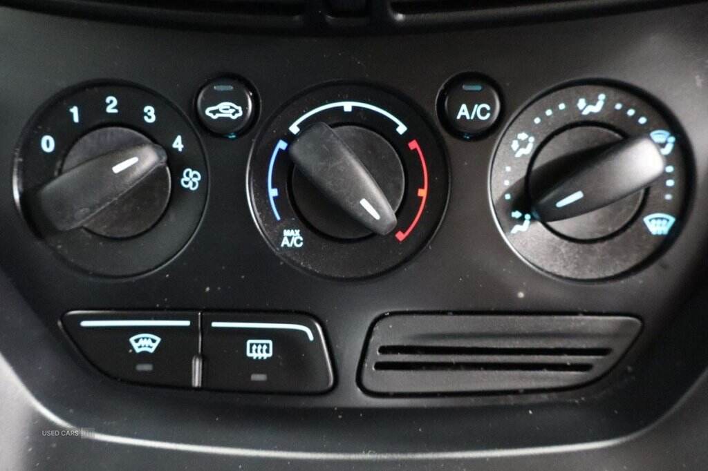 Jan 2015 Ford Grand C-MAX 1.6 TDCi Zetec 5dr