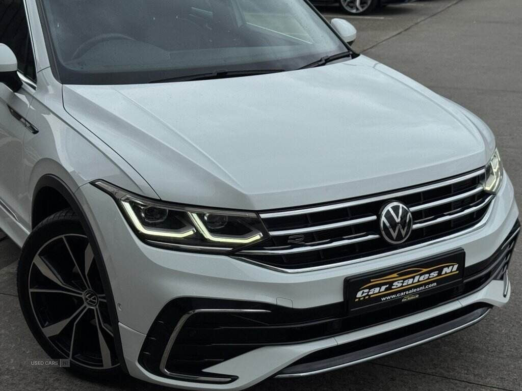 Apr 2021 Volkswagen Tiguan 2.0 TDI 4Motion R-Line 5dr DSG