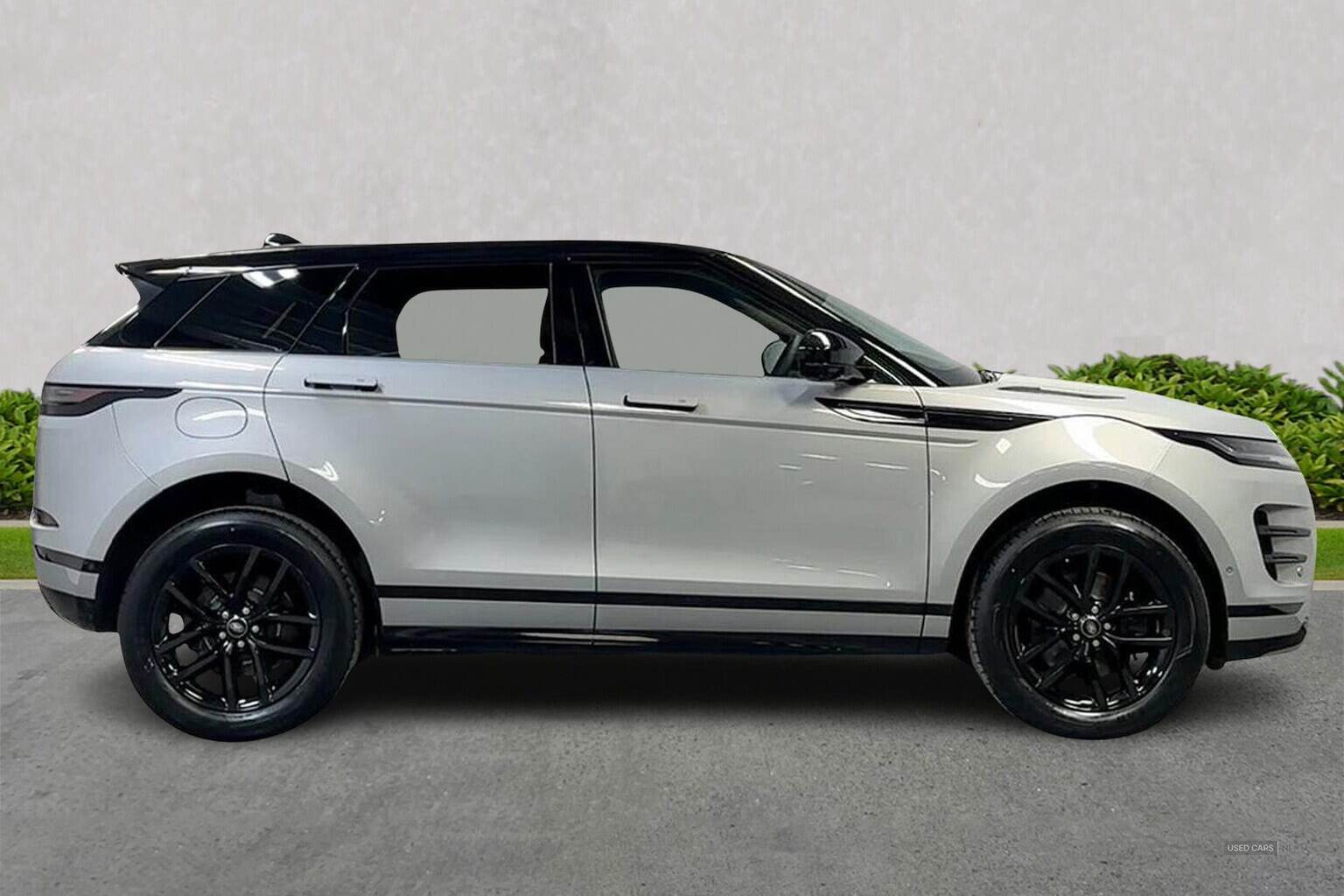 Jan 2025 Land Rover Range Rover Evoque 2.0 D200 Edition 5Dr Auto