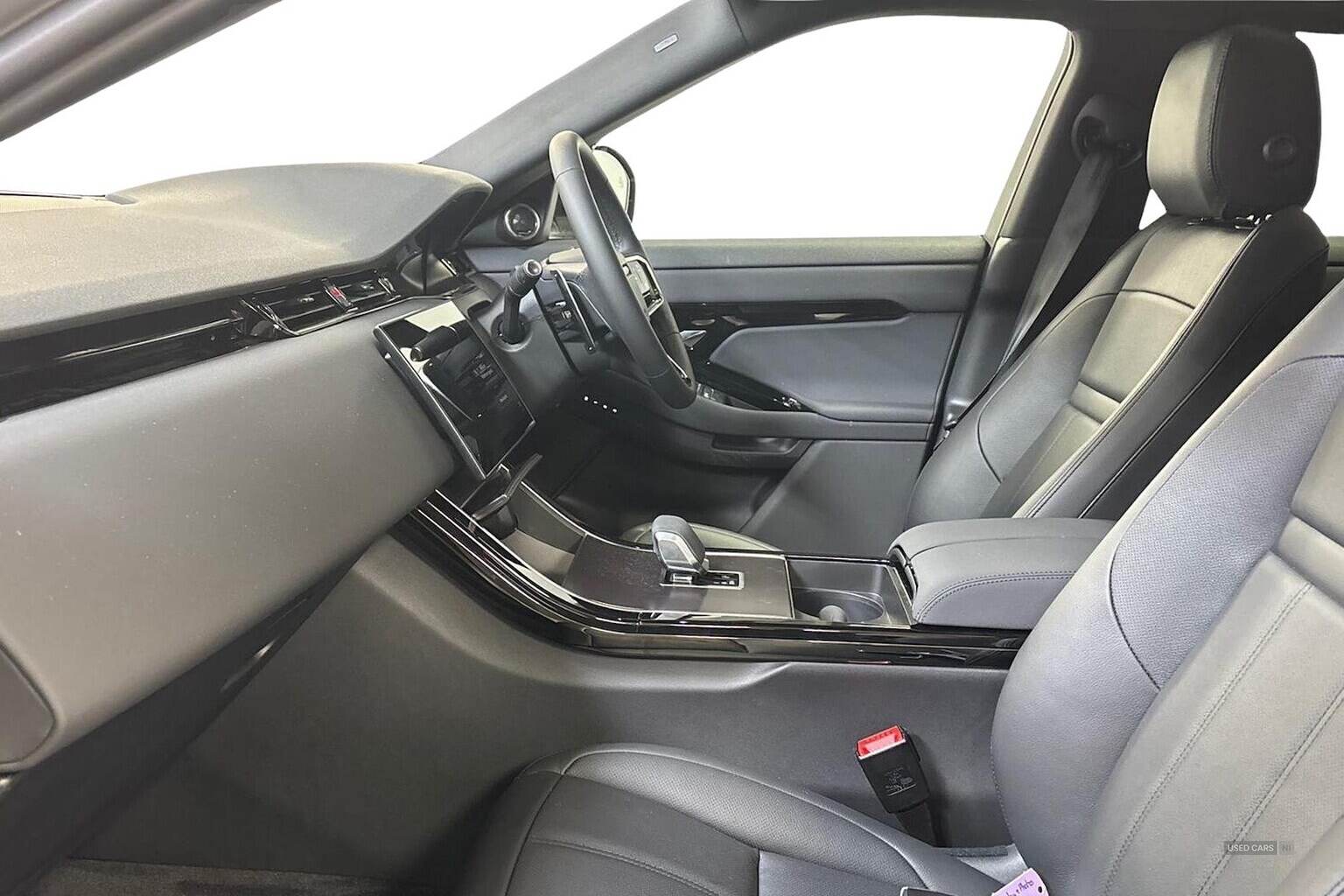 Jan 2025 Land Rover Range Rover Evoque 2.0 D200 Edition 5Dr Auto