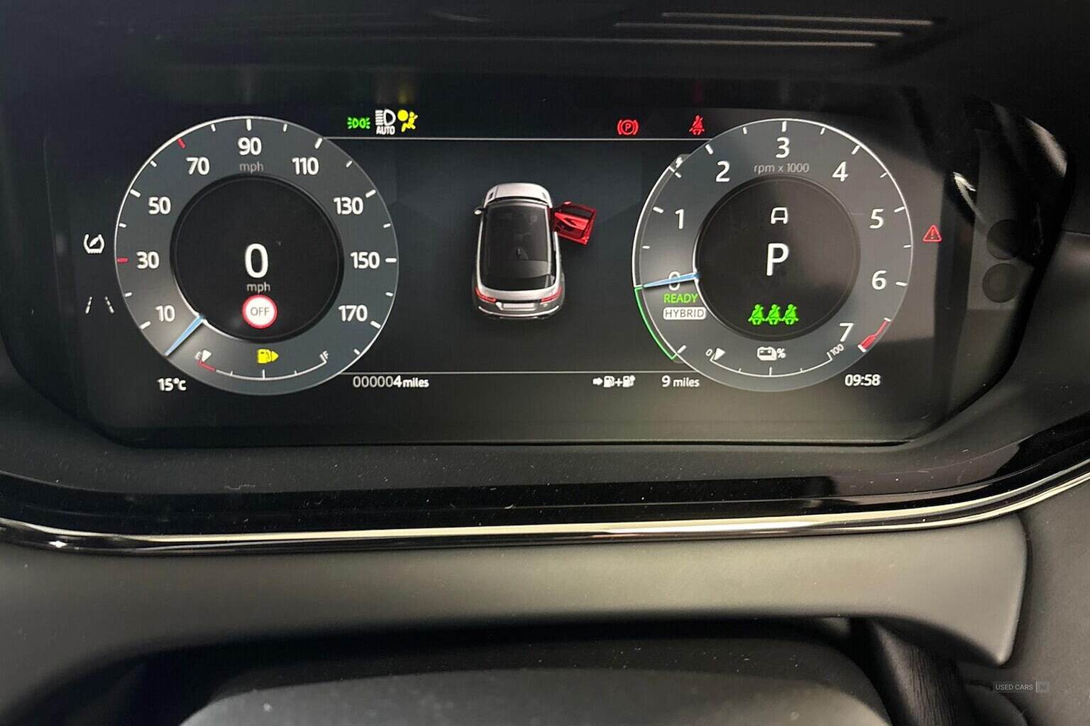 Jan 2025 Land Rover Range Rover Evoque 2.0 D200 Edition 5Dr Auto