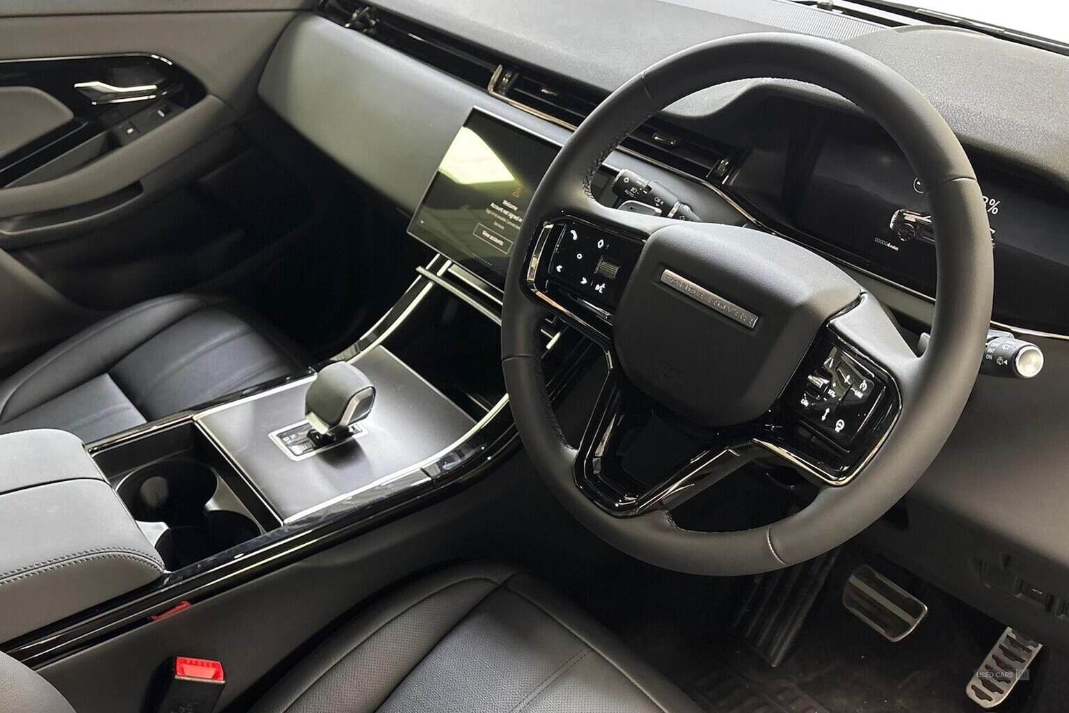Jan 2025 Land Rover Range Rover Evoque 2.0 D200 Edition 5Dr Auto