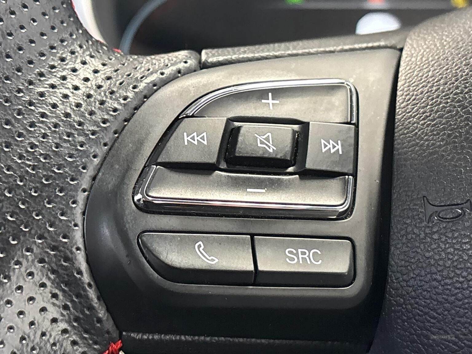 Apr 2022 MG Motor Uk ZS 1.5 Vti-Tech Exclusive 5Dr
