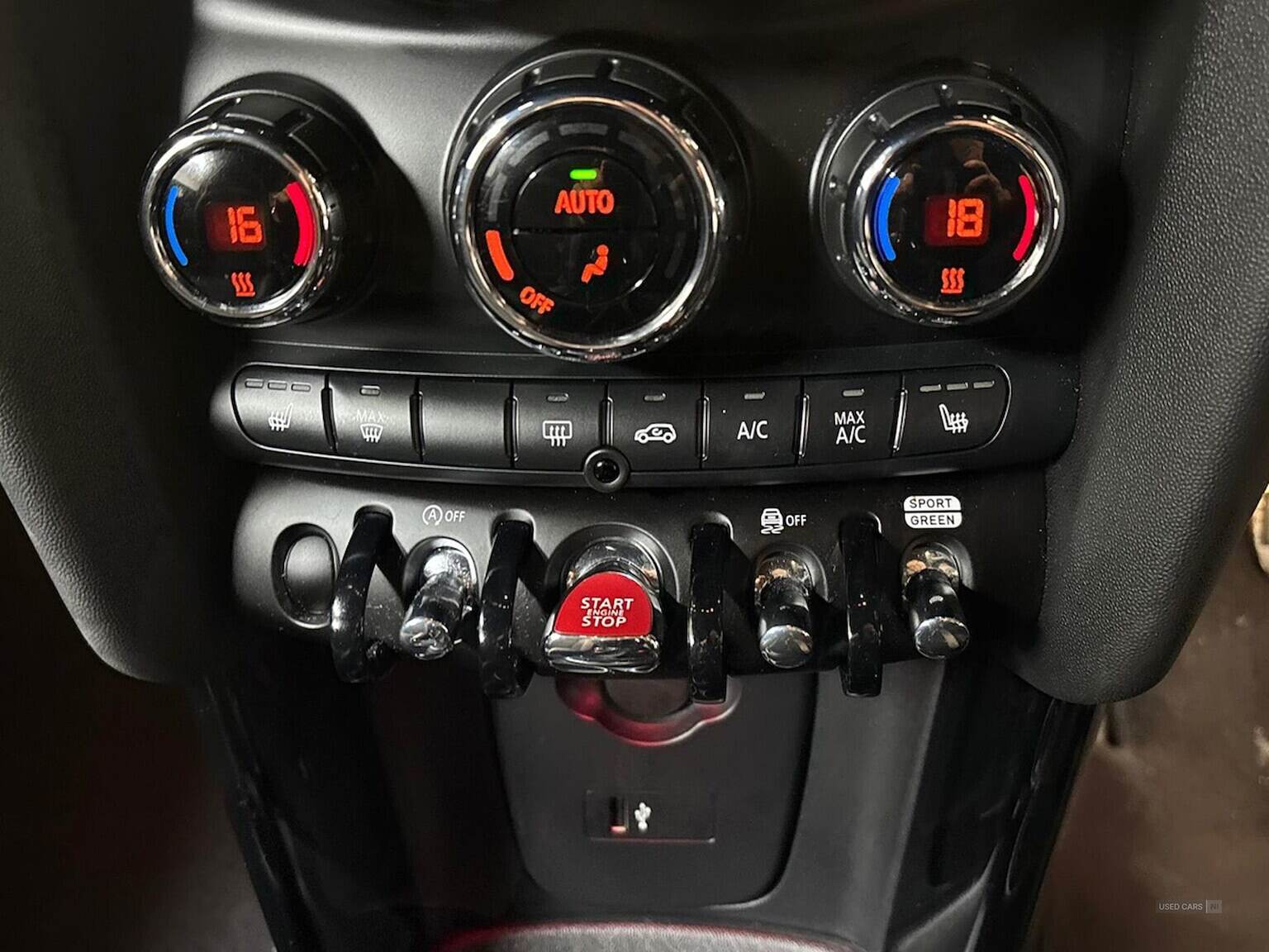 Sep 2021 MINI HATCHBACK 1.5 Cooper Sport 3Dr