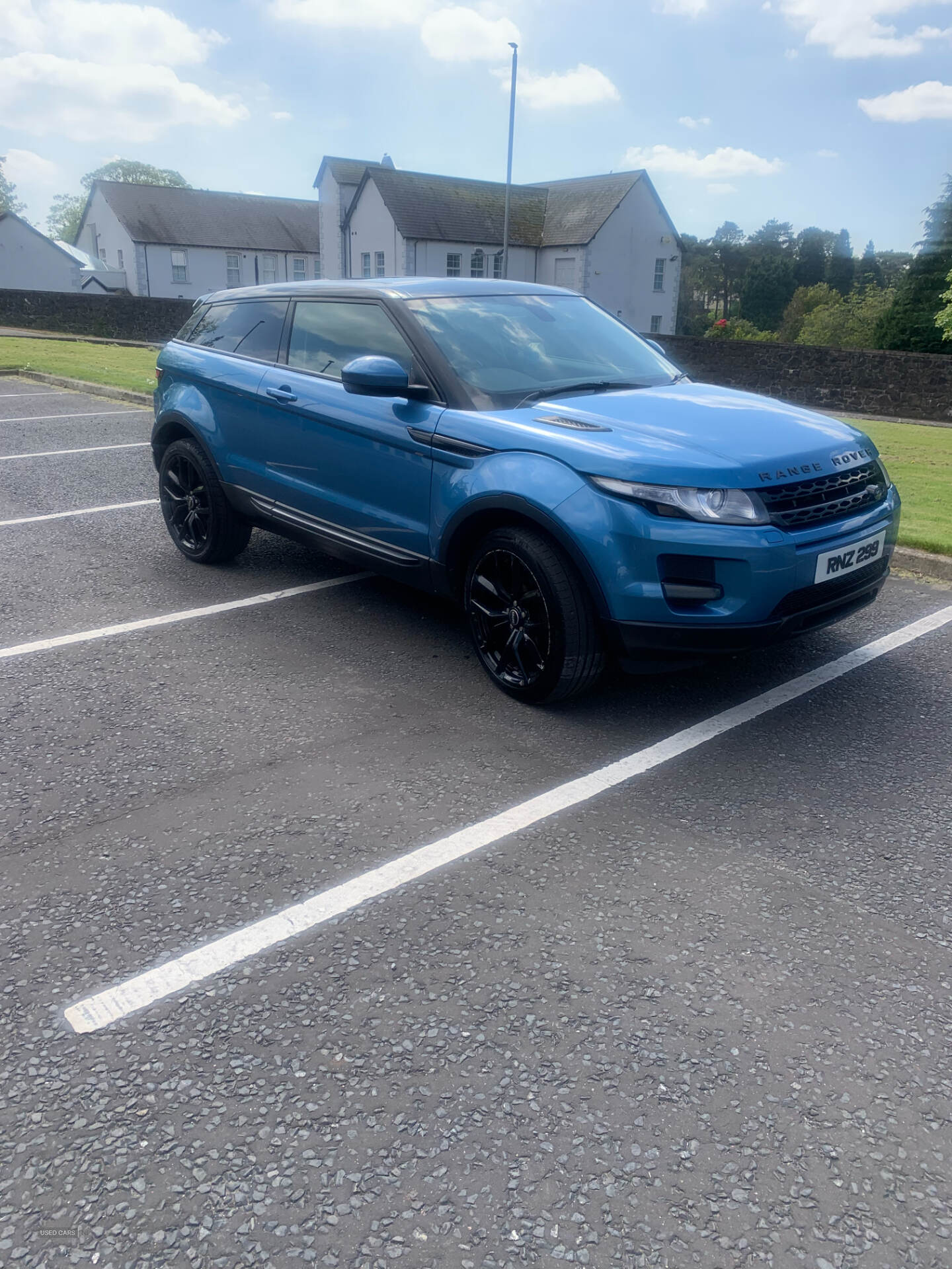 Nov 2013 Land Rover Range Rover Evoque 2.2 eD4 Pure 3dr [Tech Pack] 2WD