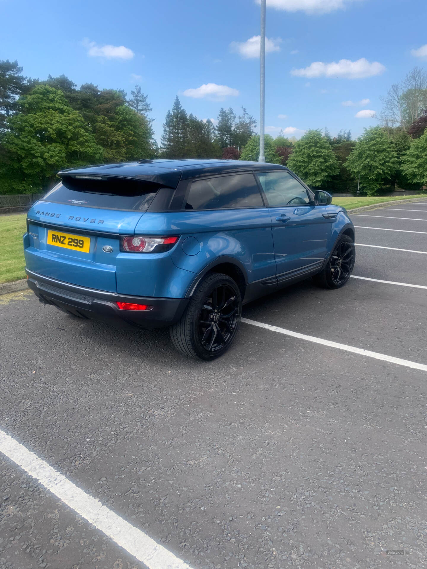 Nov 2013 Land Rover Range Rover Evoque 2.2 eD4 Pure 3dr [Tech Pack] 2WD