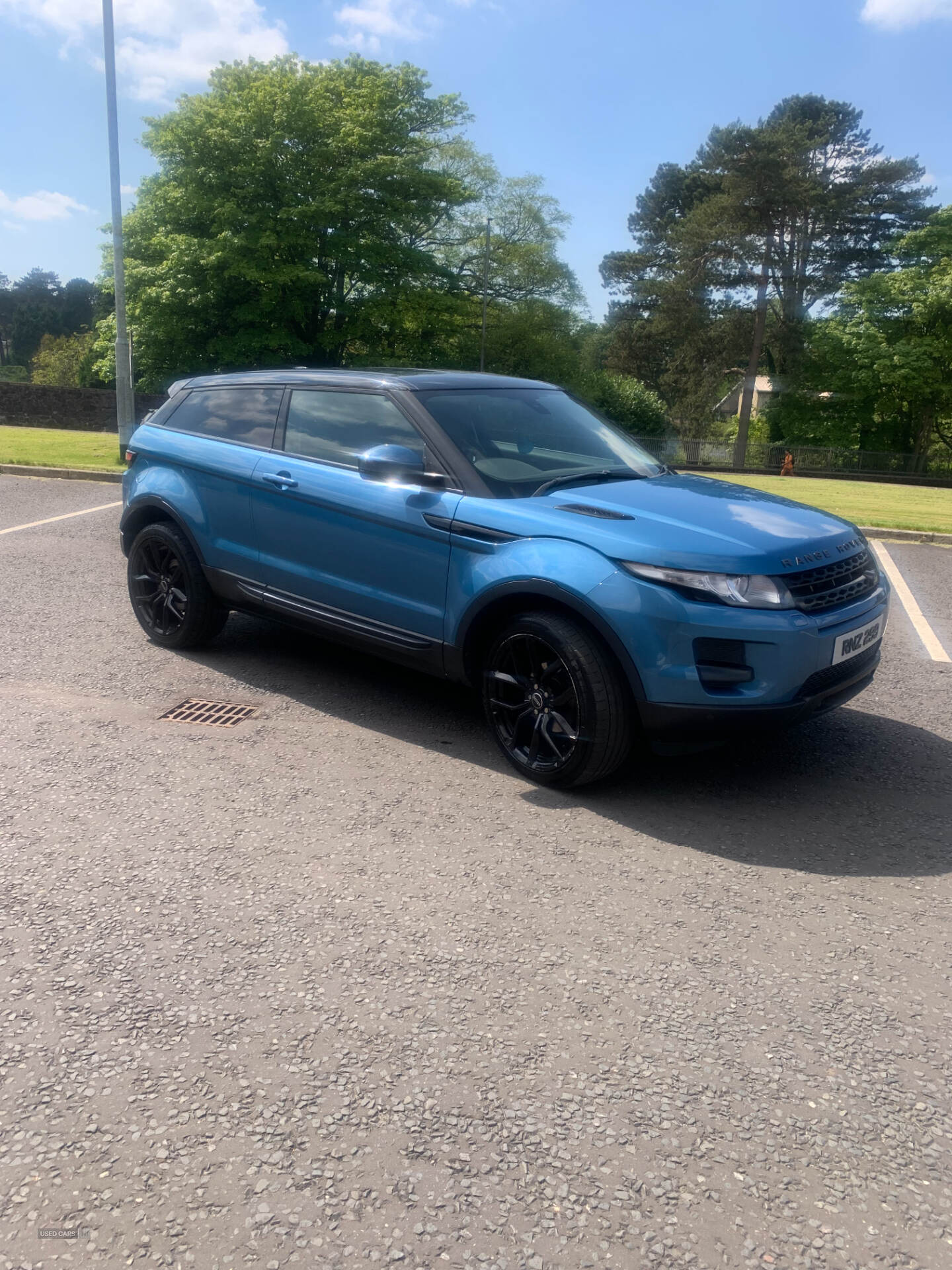 Nov 2013 Land Rover Range Rover Evoque 2.2 eD4 Pure 3dr [Tech Pack] 2WD